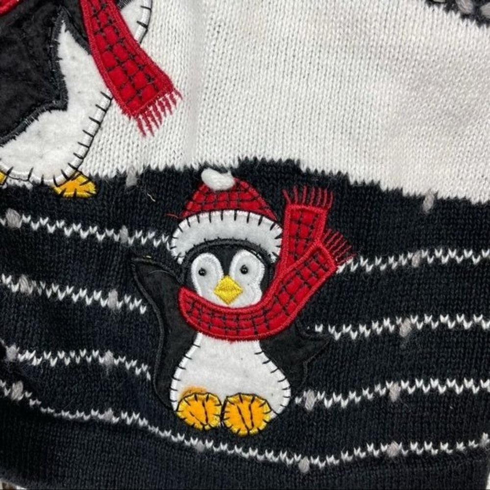 White Stag Black Holiday Embroidered Penguin Button Up Cardigan Size Medium - Picture 3 of 7